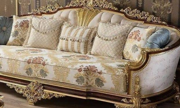 تصویر 1 از کوسن مبل کلاسیک انتخابی شیک برای دکوراسیون منزل